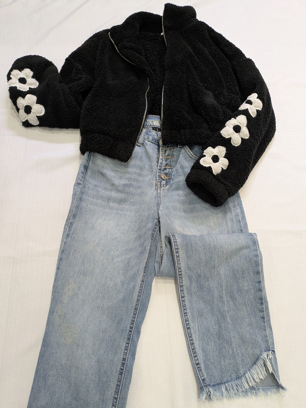 Ardene Black Fleece Daisy Jacket Cropped Zip Up Sherpa Flower Sleeve, Size S